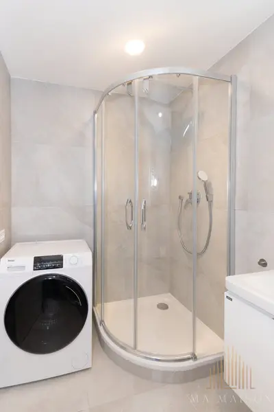 Pronájem bytu 1+kk 39 m², Praha - Žižkov