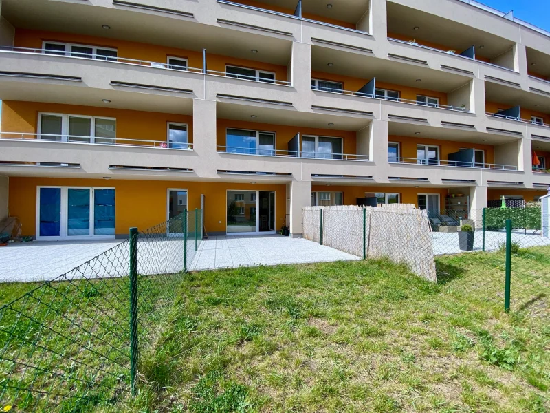 Pronájem bytu 1+kk/ 35m2,  ulice Františka Diviše, Praha Uhříněves