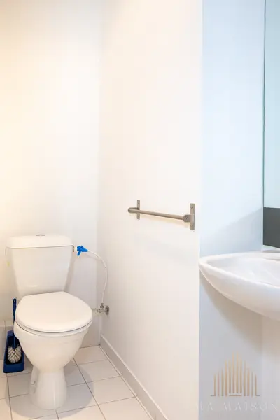 Pronájem mezonetového bytu 2+kk, 103m², Pod Vilami, Praha Nusle