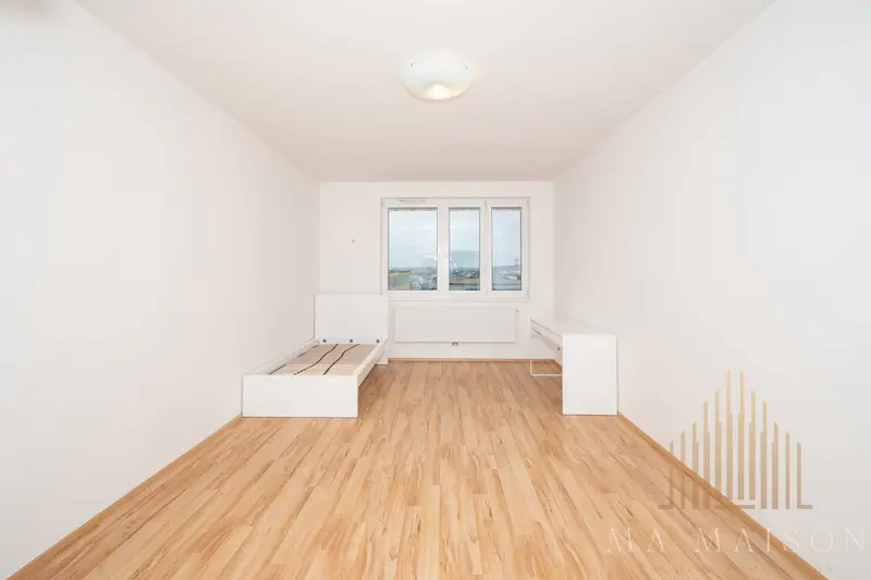 Prodej bytu 1+kk, 33 m² - Praha - Vysočany