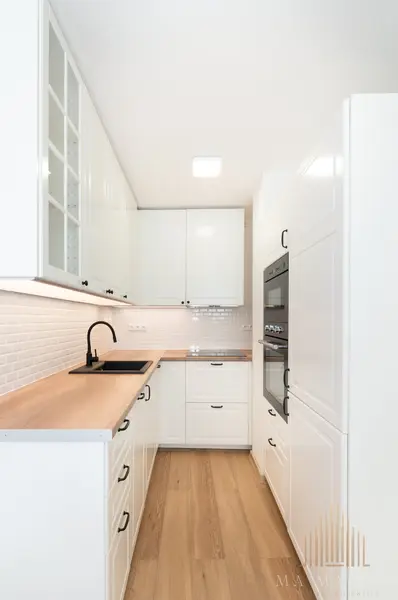 Pronájem bytu 1+1, 38 m², Praha - Bohnice