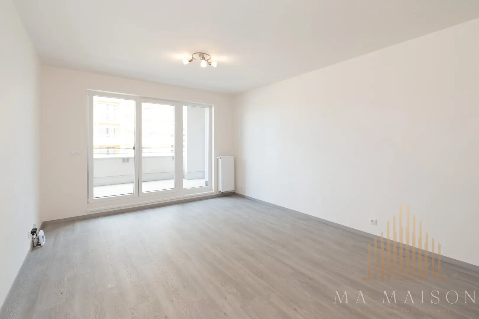 Pronájem bytu 1+kk 34 m², Praha - Vysočany