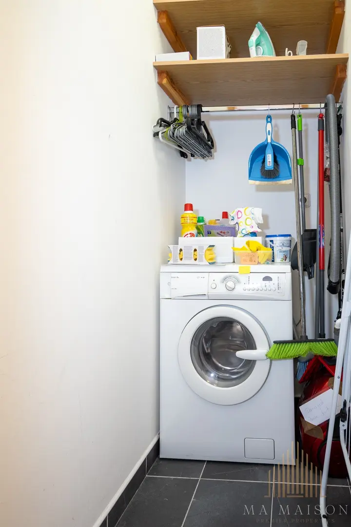 Pronájem bytu, 1kk, 47m2, s balkónem a garáží