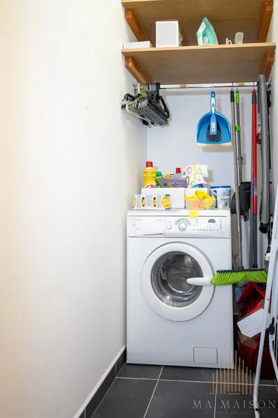 Pronájem bytu, 1kk, 47m2, s balkónem a garáží