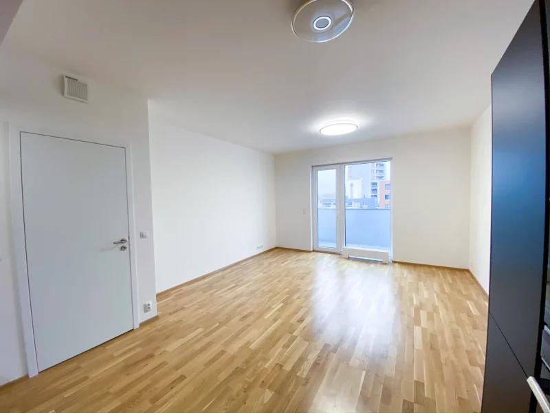 Pronájem bytu 2+kk, 58m2 s balkonem