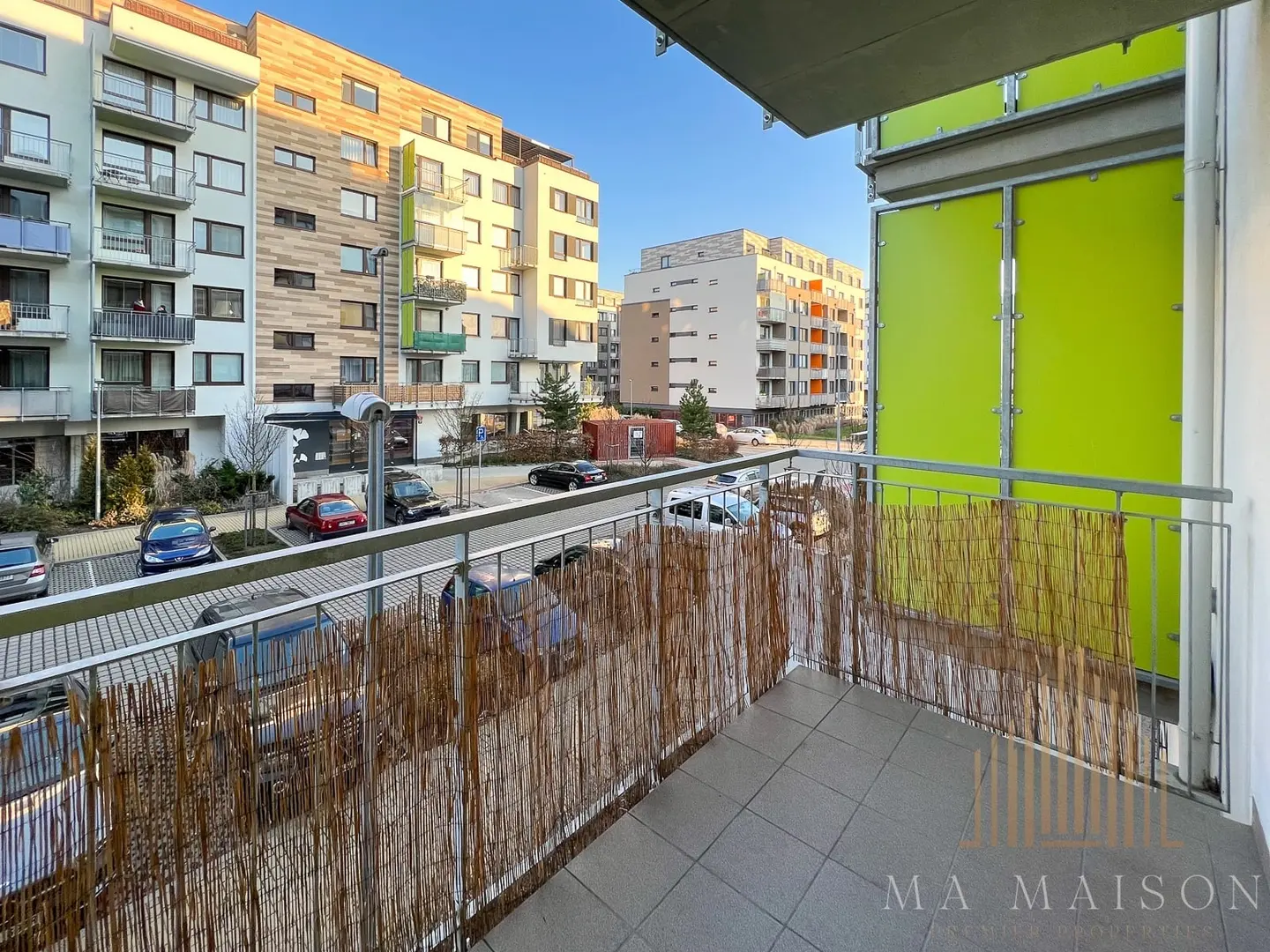 Pronájem bytu 1+kk/B o výměře 32 m2 Praha Střížkov