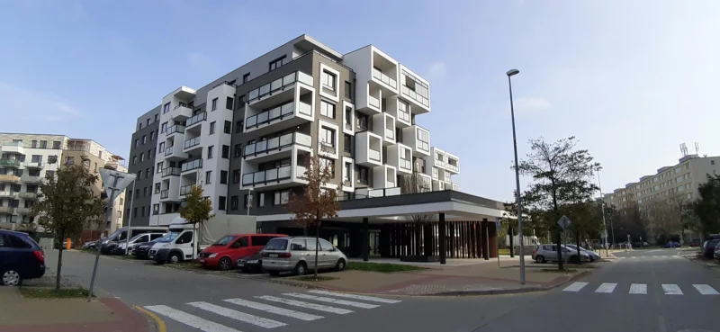 Pronájem bytu 2+kk/T/G o výměře 56m² - Praha - Střížkov