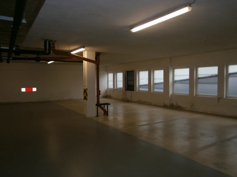 Pronájem bytu 2+kk, 50m2 - Hnězdenská, Praha 8