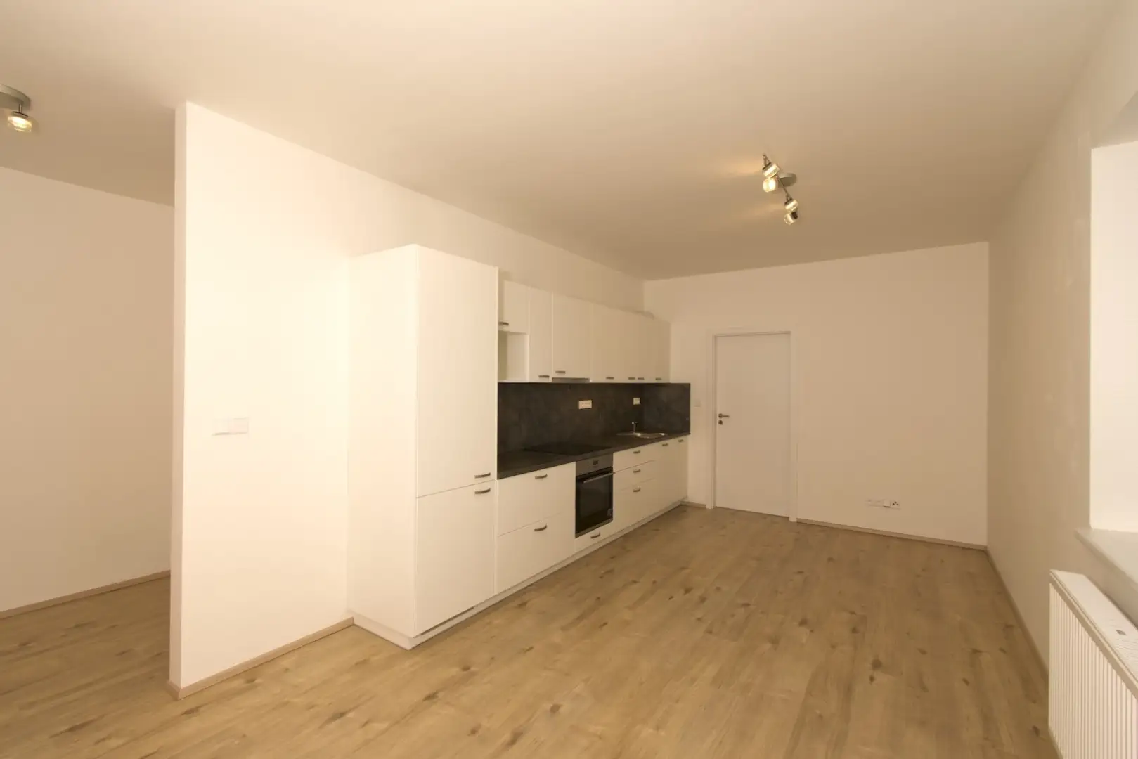 Pronájem bytu 2+kk/B/G/S, 45 m², nezařízený, Rakovník II