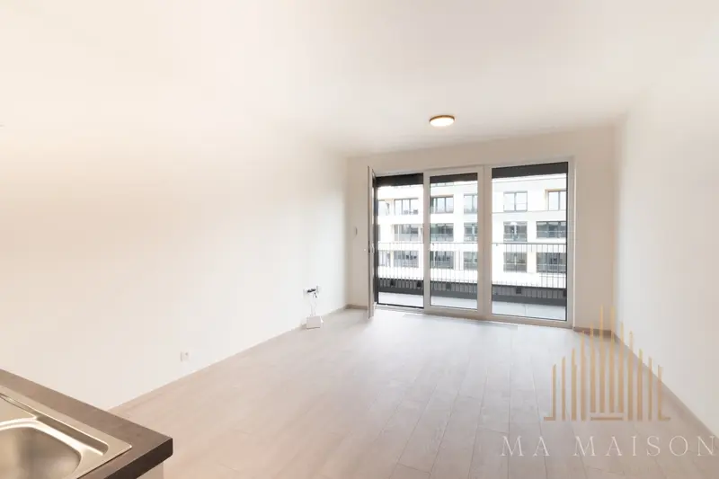 Pronájem bytu 1+kk 32 m², Praha - Hloubětín
