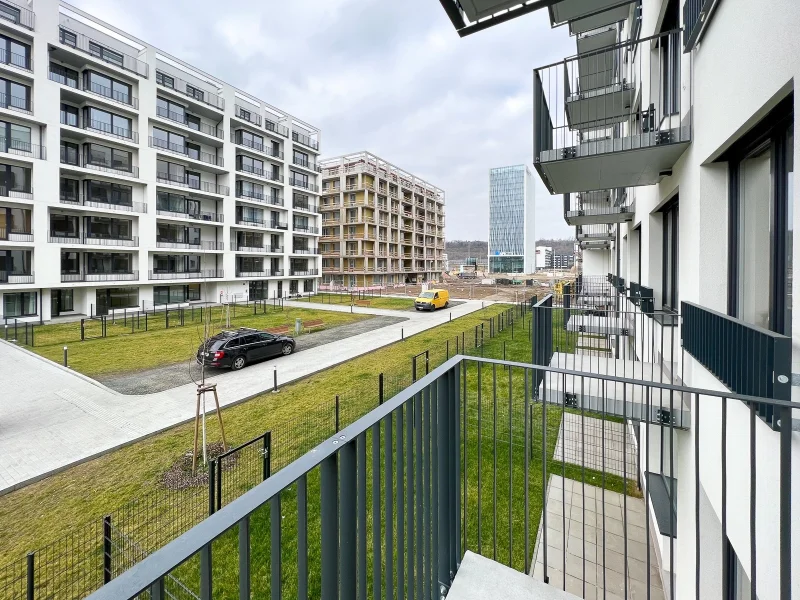 Pronájem bytu 1+kk 32 m², ulice Smržových 1035/12, Praha - Vysočany