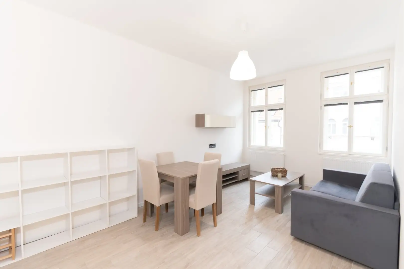 Pronájem bytu 2+kk 50 m², Praha - Nusle