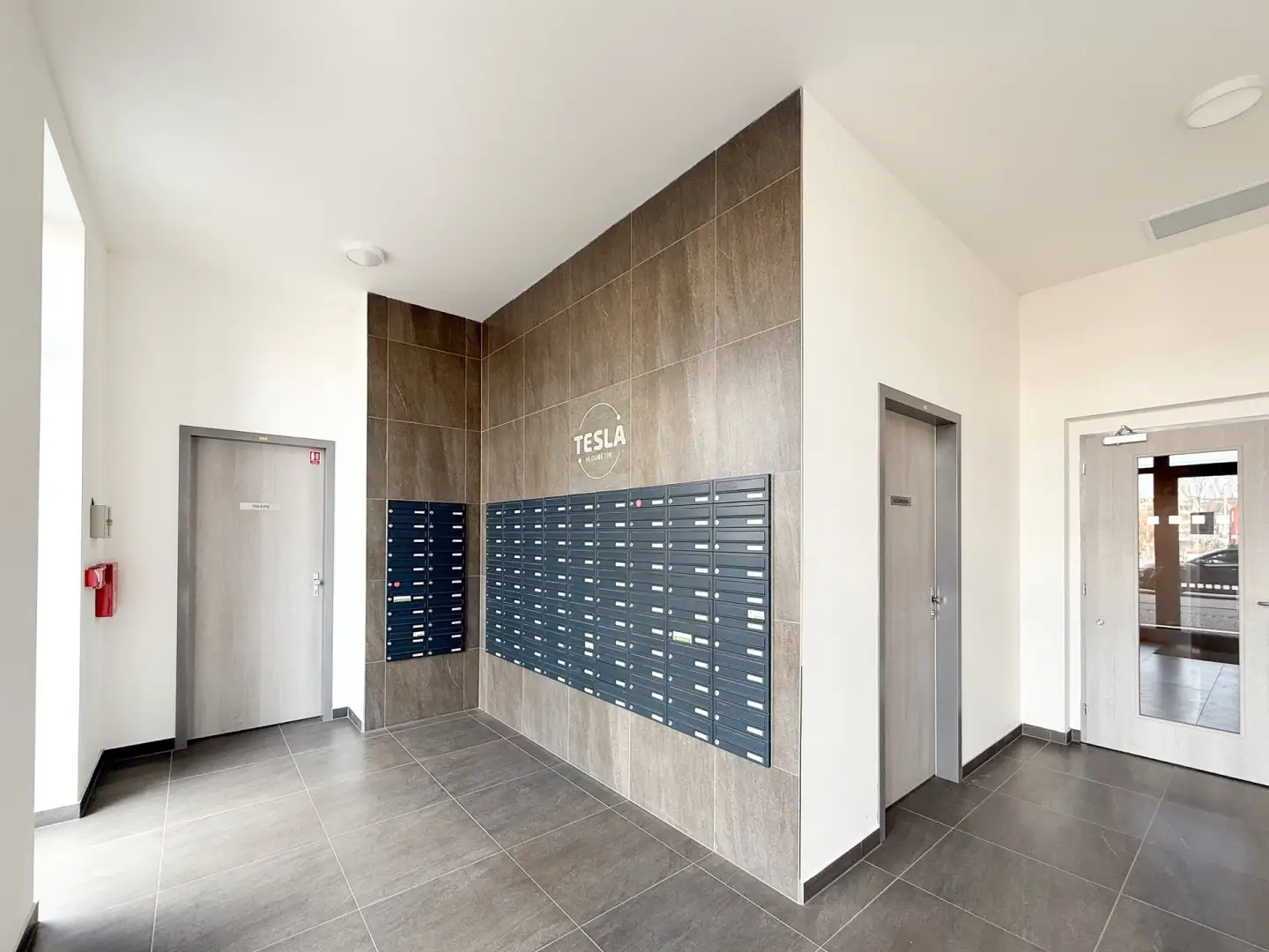 Pronájem bytu 1+kk 32 m², Praha - Hloubětín