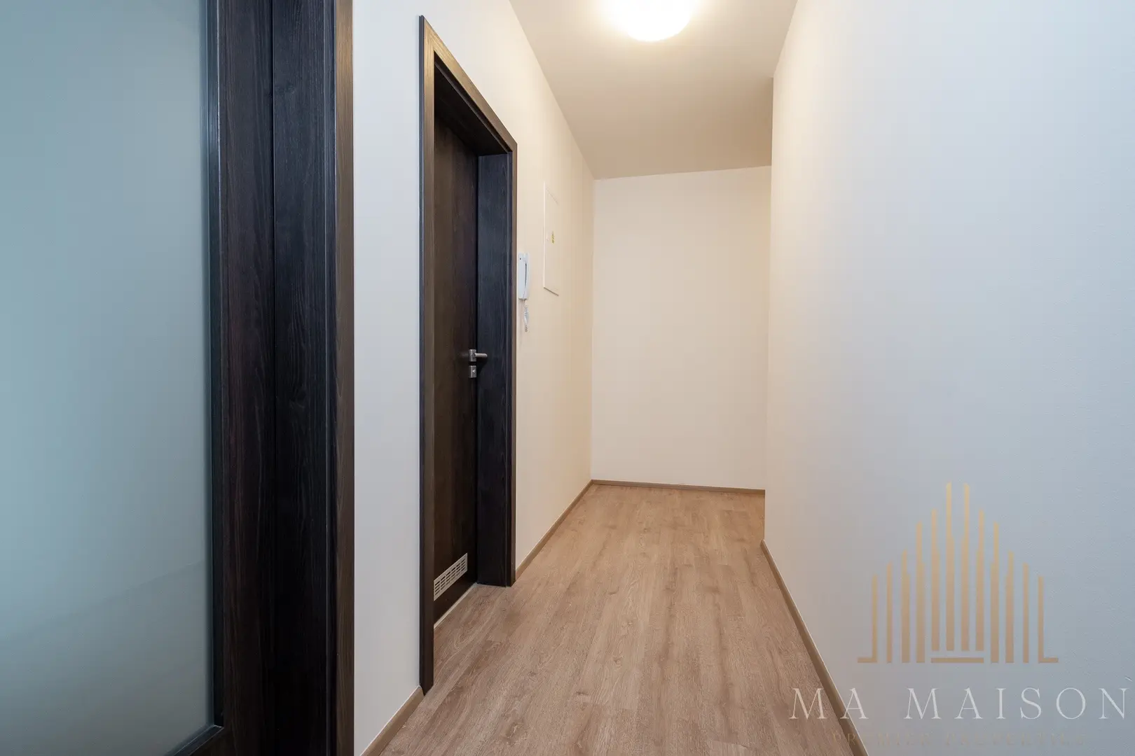 Pronájem bytu 2+kk/B/S 58 m² - Praha - Vysočany